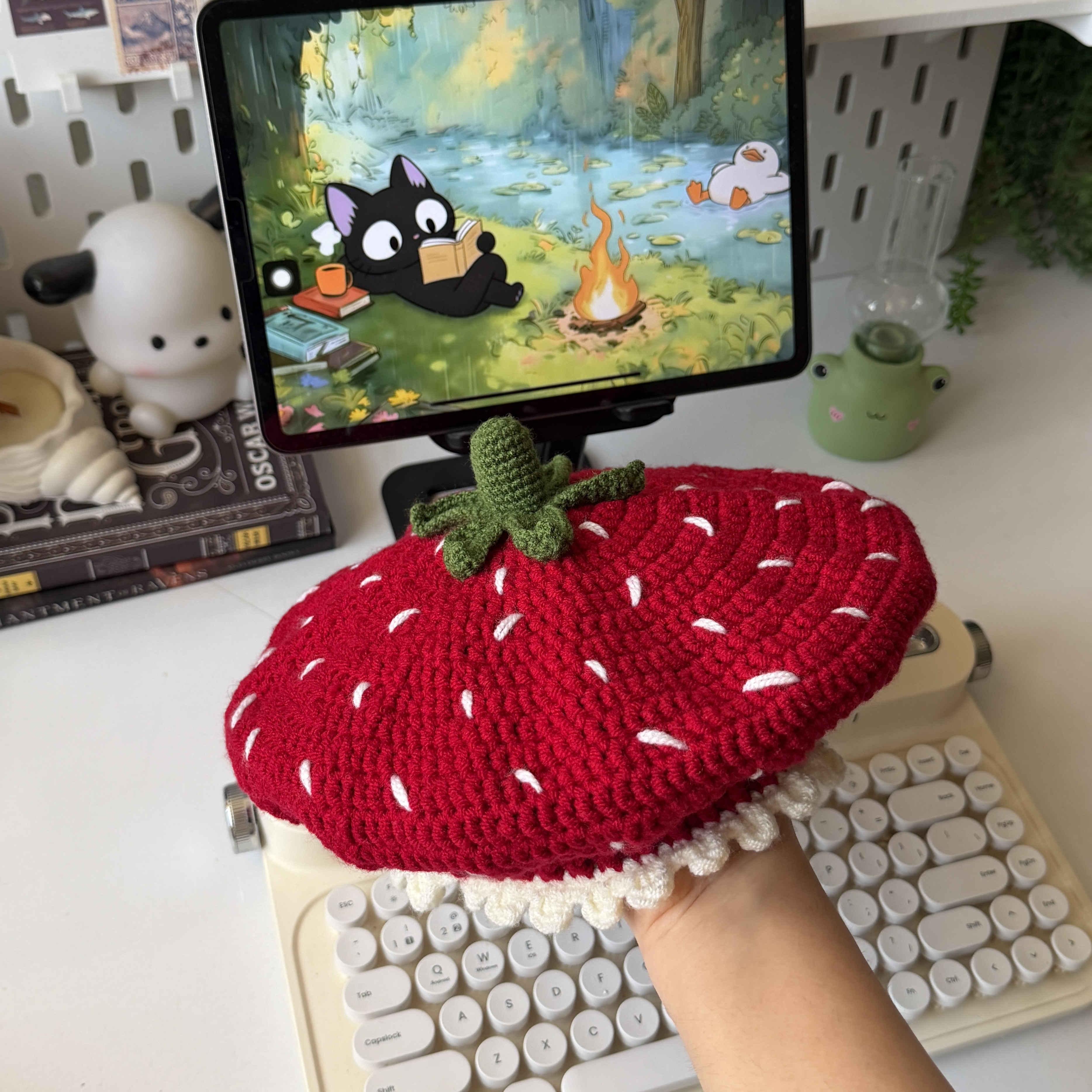 کلاه توت فرنگی🍓
